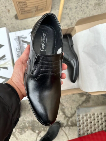 Чоловічі туфлі шкіряні весняно-осінні чорні Ava 38 фото 3 — інтернет-магазин Tapok