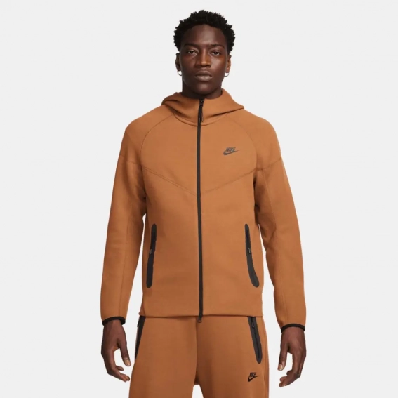 Толстовка чоловіча Nike Tech Fleece Brown FB7921-281 фото 2 — інтернет-магазин Tapok