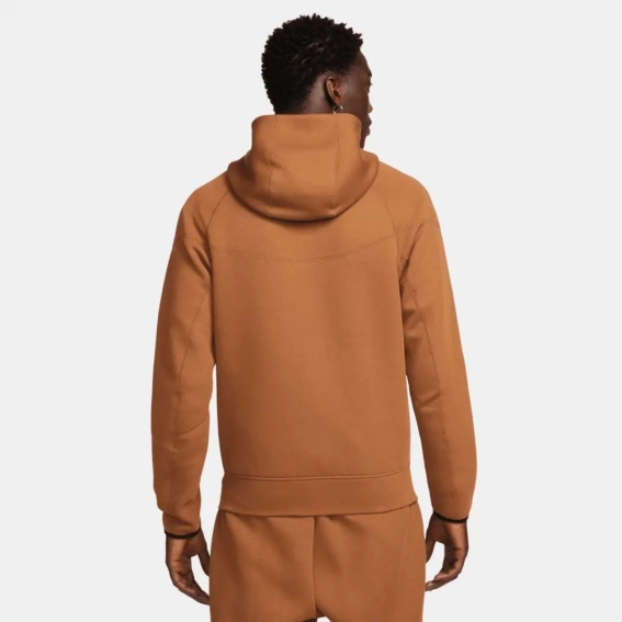 Толстовка чоловіча Nike Tech Fleece Brown FB7921-281 фото 3 — інтернет-магазин Tapok