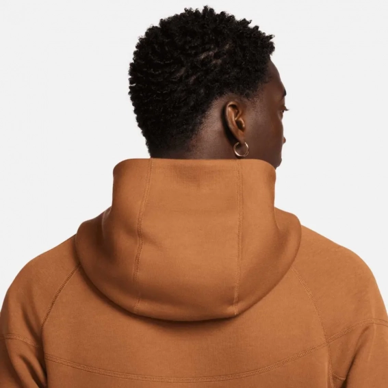 Толстовка чоловіча Nike Tech Fleece Brown FB7921-281 фото 5 — інтернет-магазин Tapok