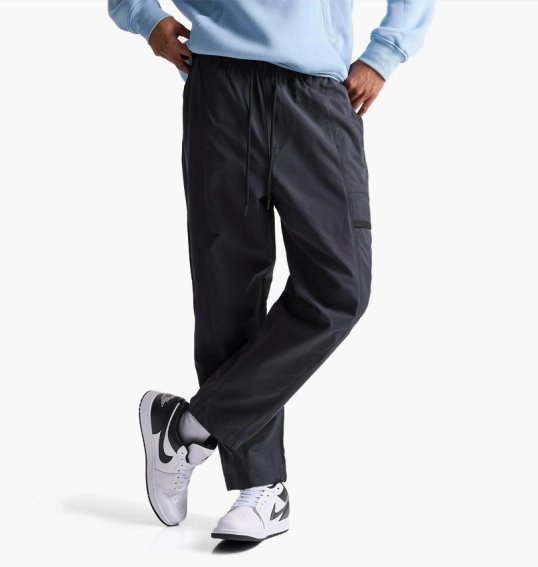 Брюки Air Jordan Essentials Black FN4539-010 фото 1 — интернет-магазин Tapok