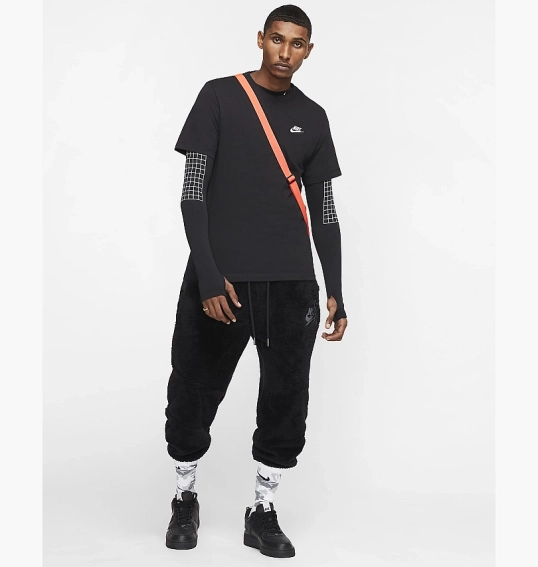 Футболка Nike M Nsw Club Tee As Black AR4997-013 фото 10 — интернет-магазин Tapok