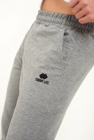 Спортивные штаны мужские Tommy life 84652 Светло-серый фото 2 — интернет-магазин Tapok
