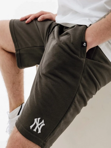 Чоловічі Шорти 47 Brand NEW YORK YANKEES BASE RUNNER Сірий фото 3 — інтернет-магазин Tapok