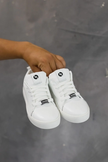 Підліткові кеди шкіряні весняно-осінні білі Monster Софт шнурок біла підошва фото 5 — інтернет-магазин Tapok