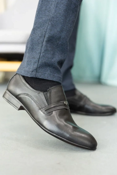 Мужские туфли кожаные весенне-осенние черные Belvas 224 original фото 1 — интернет-магазин Tapok
