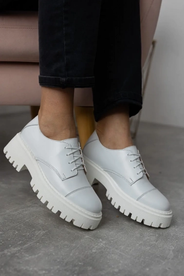 Женские туфли кожаные весенне-осенние белые Yuves 170 Style фото 3 — интернет-магазин Tapok