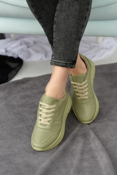 Жіночі кросівки шкіряні літні зелені Yuves 192 Перфорація фото 2 — інтернет-магазин Tapok