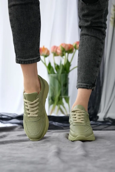 Жіночі кросівки шкіряні літні зелені Yuves 192 Перфорація фото 6 — інтернет-магазин Tapok