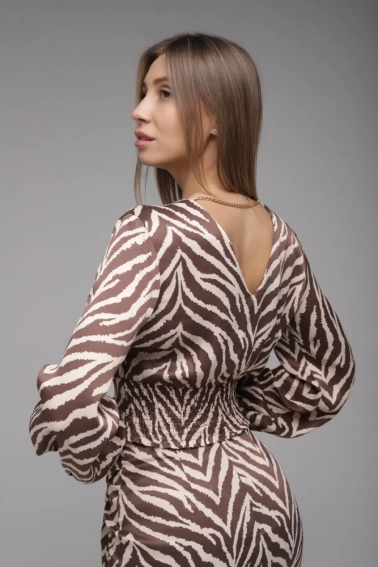 Блуза женская с узором Sateen 3014-1528 Бежевый фото 4 — интернет-магазин Tapok