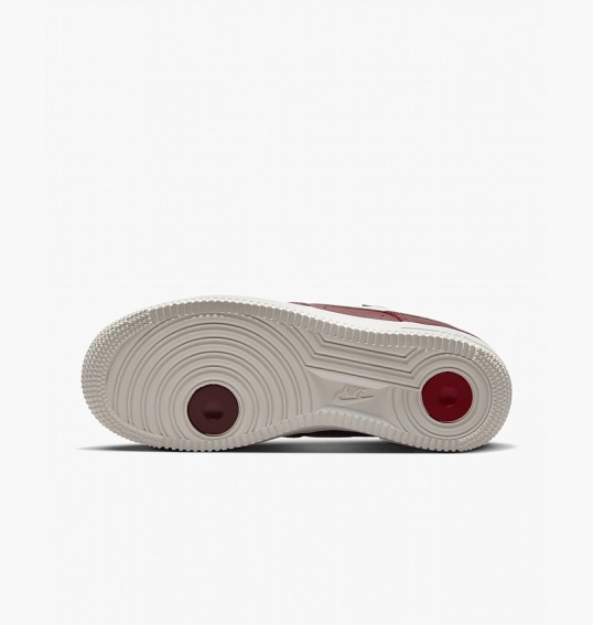 Кросівки Nike Air Force 1 07 Premium Red Dz5616-600 фото 15 — інтернет-магазин Tapok