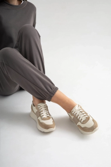 Кросівки жіночі Villomi vm-176-36b фото 3 — інтернет-магазин Tapok