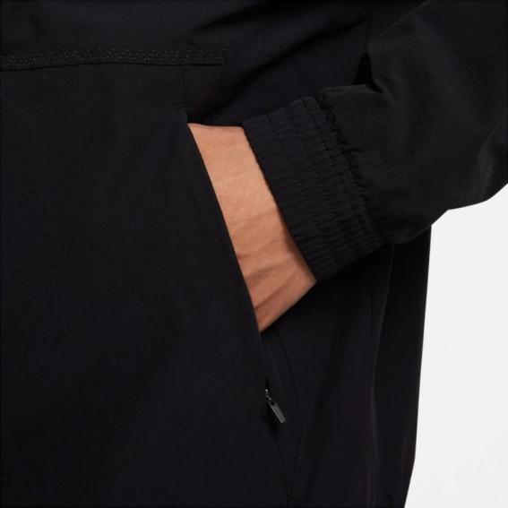 Чоловіча куртка NIKE M NSW AIR MAX WVN JACKET FV5595-010 фото 4 — інтернет-магазин Tapok
