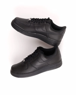 Кросівки чоловічі Nike AIR FORCE 1 07 CW2288-001