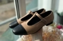 Туфлі жіночі шкіряні карамельні з чорними вставками Фото 12