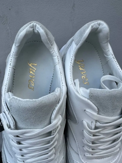 Жіночі кросівки шкіряні весняно-осінні білі Yuves 167 фото 4 — інтернет-магазин Tapok
