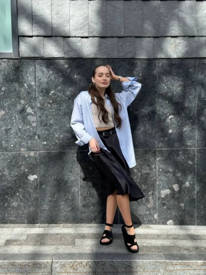 Босоніжки жіночі замшеві чорного кольору фото 6 — интернет-магазин Tapok