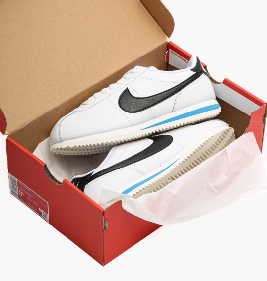 Кросівки жіночі Nike Cortez White DN1791-100 фото 16 — інтернет-магазин Tapok