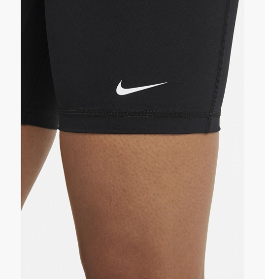 Шорти Nike Pro 365 Women'S High-Rise 7 Shorts Black DA0481-011 фото 6 — інтернет-магазин Tapok