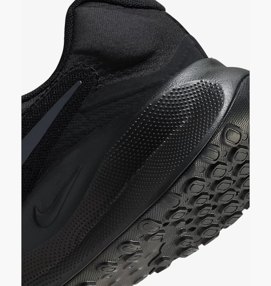 Кроссовки Nike Revolution 7 Black FB2207-005 фото 9 — интернет-магазин Tapok