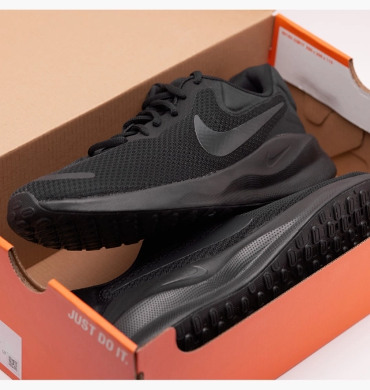 Кросівки чоловічі Nike Revolution 7 Black FB2207-005 фото 16 — інтернет-магазин Tapok