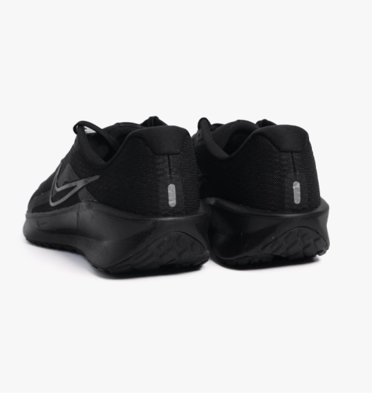 Кроссовки Nike Downshifter 13 Road Running Shoes Black FD6454-003 фото 16 — интернет-магазин Tapok
