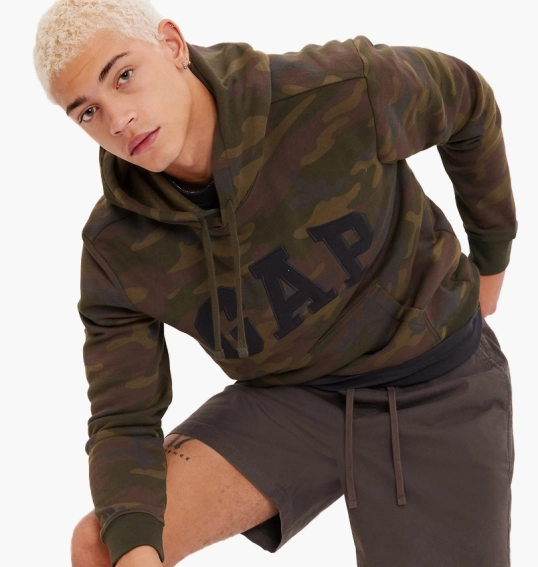 Худые Gap Arch Logo Hoodie Camo/Green 715036332 фото 1 — интернет-магазин Tapok