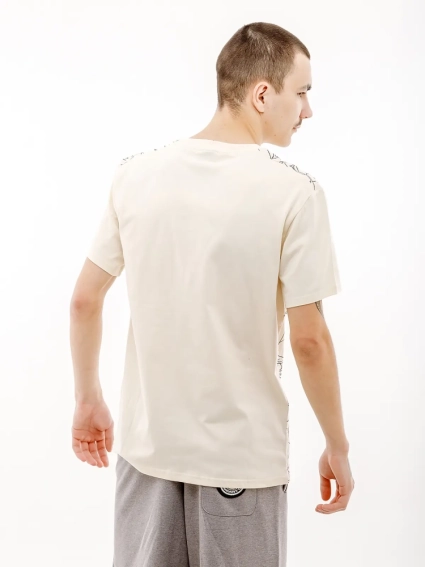 Футболка Ellesse Gilliano T-Shirt SHV20113-904 фото 2 — інтернет-магазин Tapok