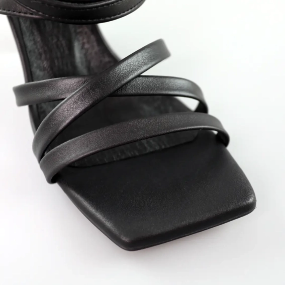 Босоножки женские кожаные 588913 Черные фото 4 — интернет-магазин Tapok
