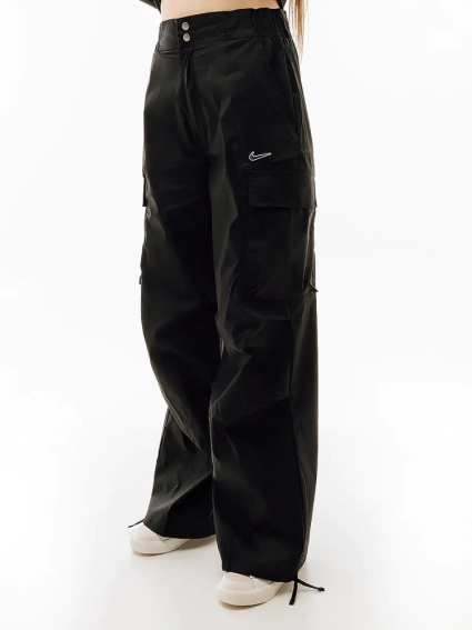Брюки Nike W WVN OS PANT HR SW FV4969-010 фото 1 — интернет-магазин Tapok