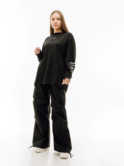 Брюки Nike W WVN OS PANT HR SW FV4969-010 фото 4 — интернет-магазин Tapok