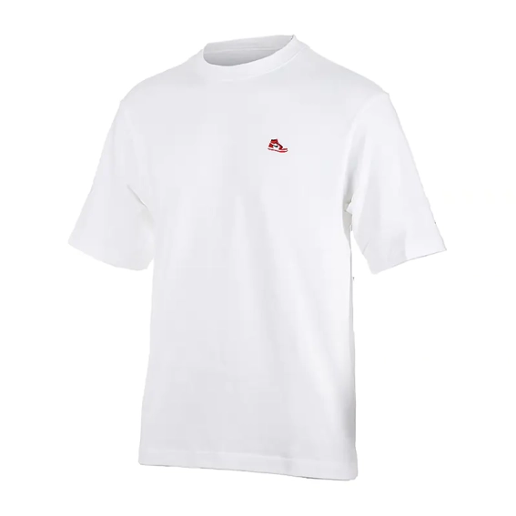 Футболка JORDAN MBRAND SR PTCH SS CREW FN5982-100 фото 1 — інтернет-магазин Tapok