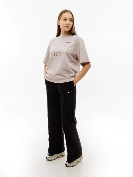Футболка Nike W TEE CLASSICS BOXY FQ6600-019 фото 4 — интернет-магазин Tapok