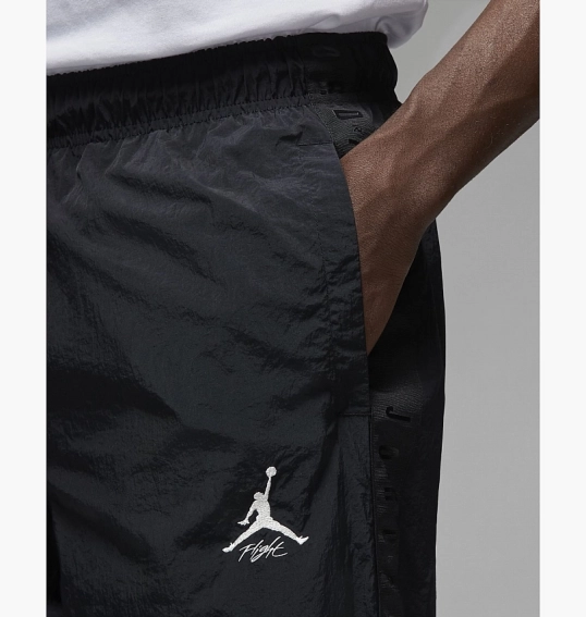 Штани Air Jordan Essentials MenS Warmup Pants Black FB7292-010 фото 4 — інтернет-магазин Tapok