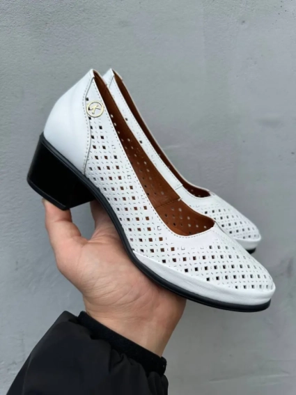Женские туфли кожаные летние белые Emirro 23864/1 фото 1 — интернет-магазин Tapok
