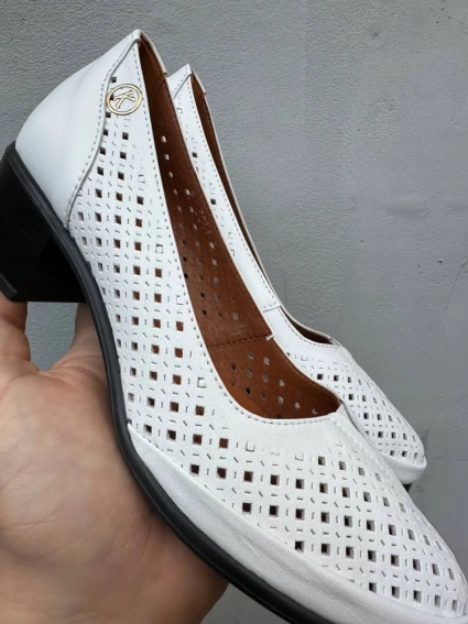 Женские туфли кожаные летние белые Emirro 23864/1 фото 2 — интернет-магазин Tapok