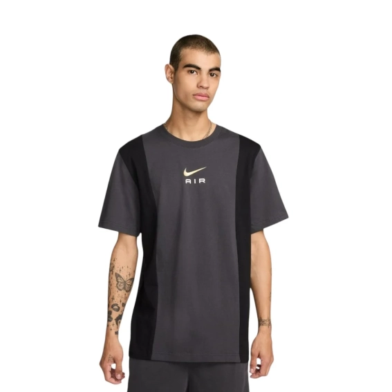Чоловіча футболка NIKE M NSW SW AIR SS TOP FN7702-070 фото 1 — інтернет-магазин Tapok