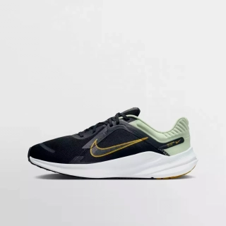 Кросівки Nike QUEST 5 DD0204-301