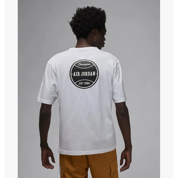 Мужская футболка NIKE M JORDAN FLT MVP 85 SS CREW FN5956-100 фото 2 — интернет-магазин Tapok