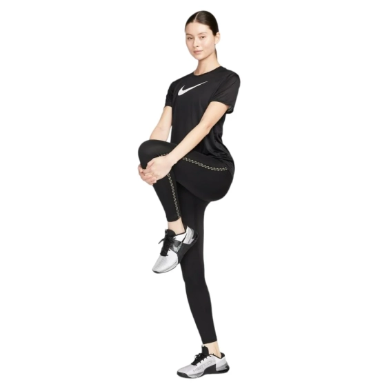 Жіноча футболка NIKE W NK DF TEE RLGND HBR FQ4975-011 фото 4 — інтернет-магазин Tapok
