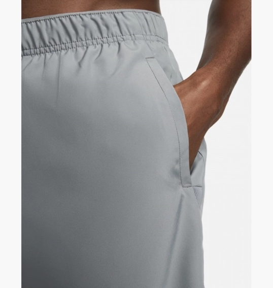 Чоловічі шорти NIKE M NK DF CHALLENGER 72IN1 SHORT DV9357-084 фото 4 — інтернет-магазин Tapok
