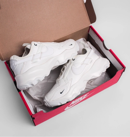 Кросівки жіночі Nike Tc 7900 Beige Dd9682-100 фото 10 — інтернет-магазин Tapok
