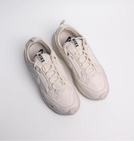 Кросівки жіночі Nike Tc 7900 Beige Dd9682-100 фото 12 — інтернет-магазин Tapok