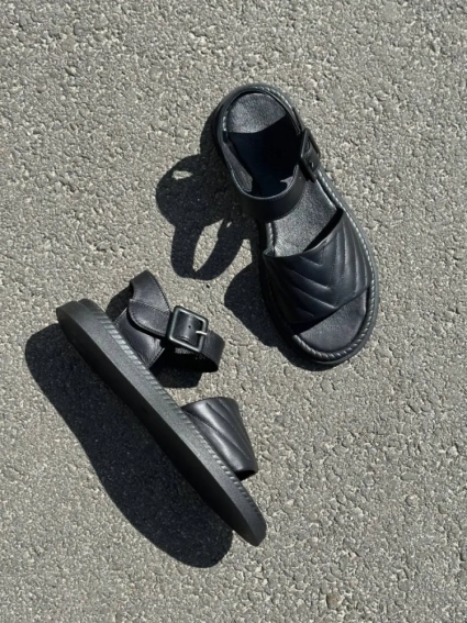 Босоножки женские кожаные черного цвета фото 11 — интернет-магазин Tapok