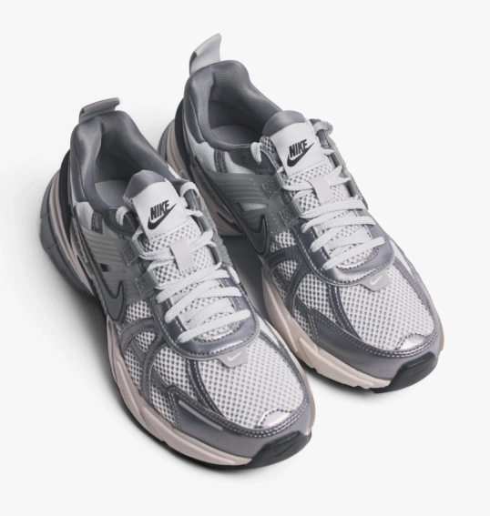 Кроссовки Nike V2K Run Shoes Grey FD0736-003 фото 16 — интернет-магазин Tapok