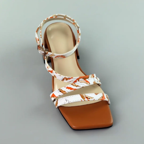 Босоножки женские кожаные 589044 Коричневые белые фото 2 — интернет-магазин Tapok