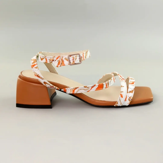 Босоножки женские кожаные 589044 Коричневые белые фото 7 — интернет-магазин Tapok