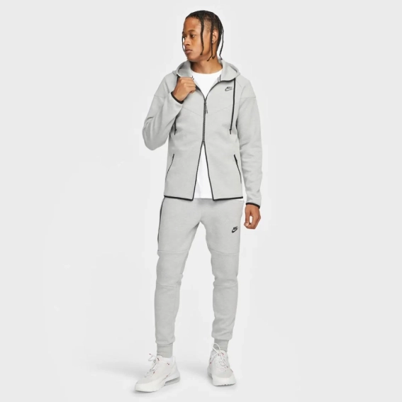 Брюки Nike M Tech Fleece Jggr Og FD0739-063 фото 4 — интернет-магазин Tapok