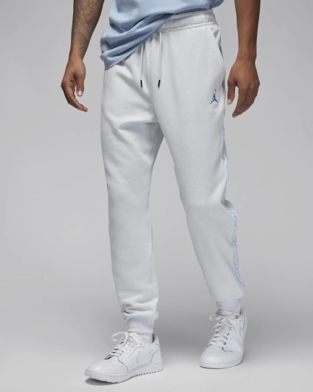 Брюки чоловічі Nike Flight Mvp Fleece (FN6356-043) FN6356-043 фото 1 — інтернет-магазин Tapok
