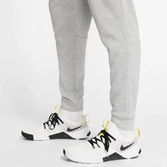Брюки мужские Nike M Dry Pant Taper Fleece (CJ4312-063) CJ4312-063 фото 5 — интернет-магазин Tapok